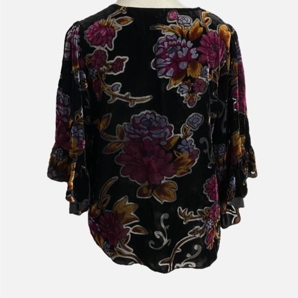 W5 Boho Velvet Floral Top w/ Ruffled Long Sleeves - Picture 2 of 8
